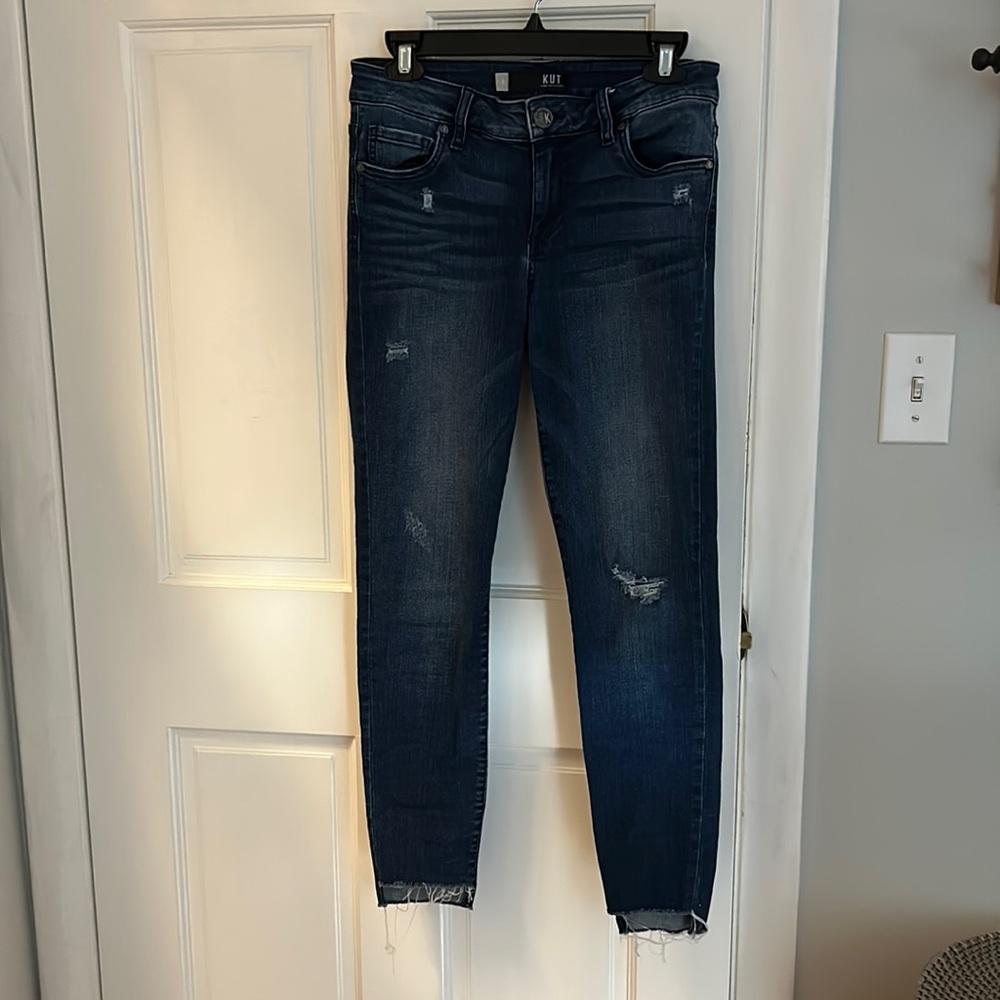 Size 2, Kut from the Kloth Connie Ankle Skinny Jean